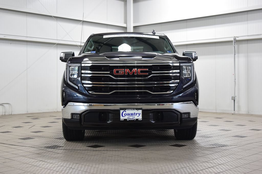 Used 2023 GMC Sierra 1500 SLT w/ SLT Premium Package AWD/4WD image 2