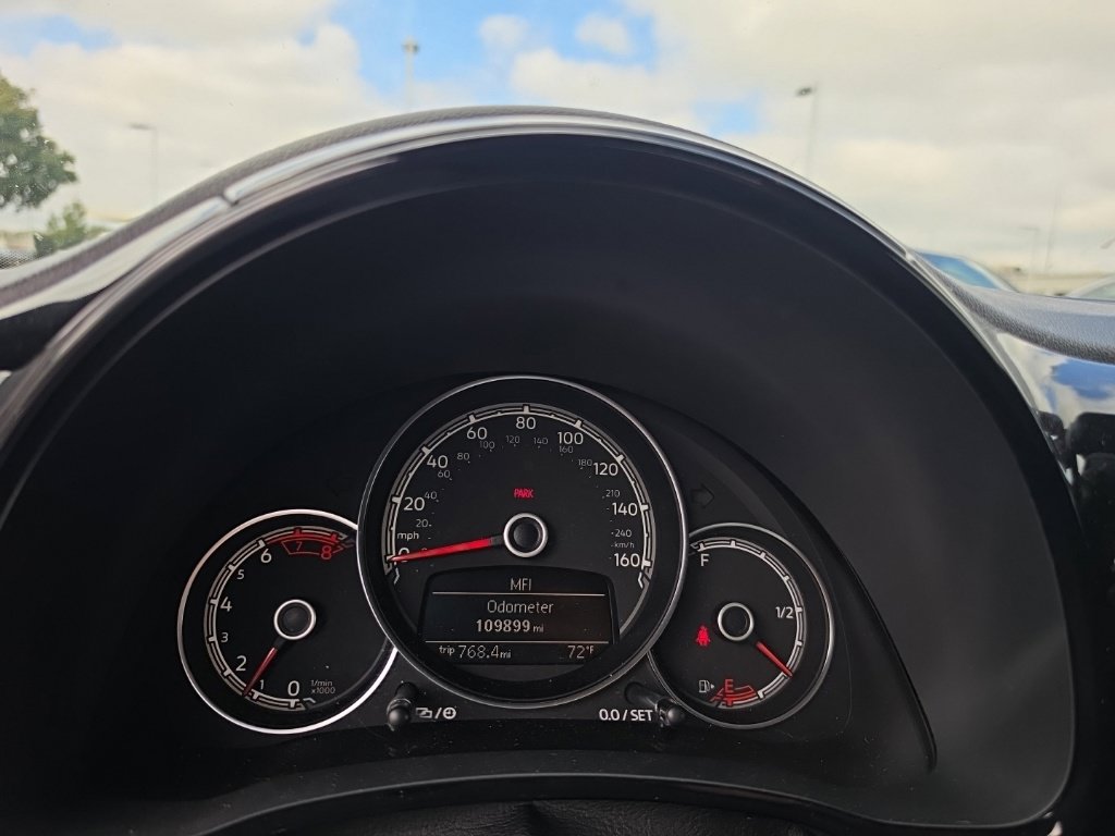 Used 2019 Volkswagen Beetle 2.0T S FWD image 13