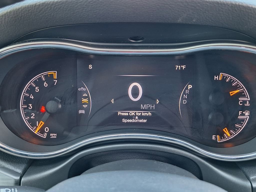 Used 2020 Jeep Grand Cherokee Altitude image 18