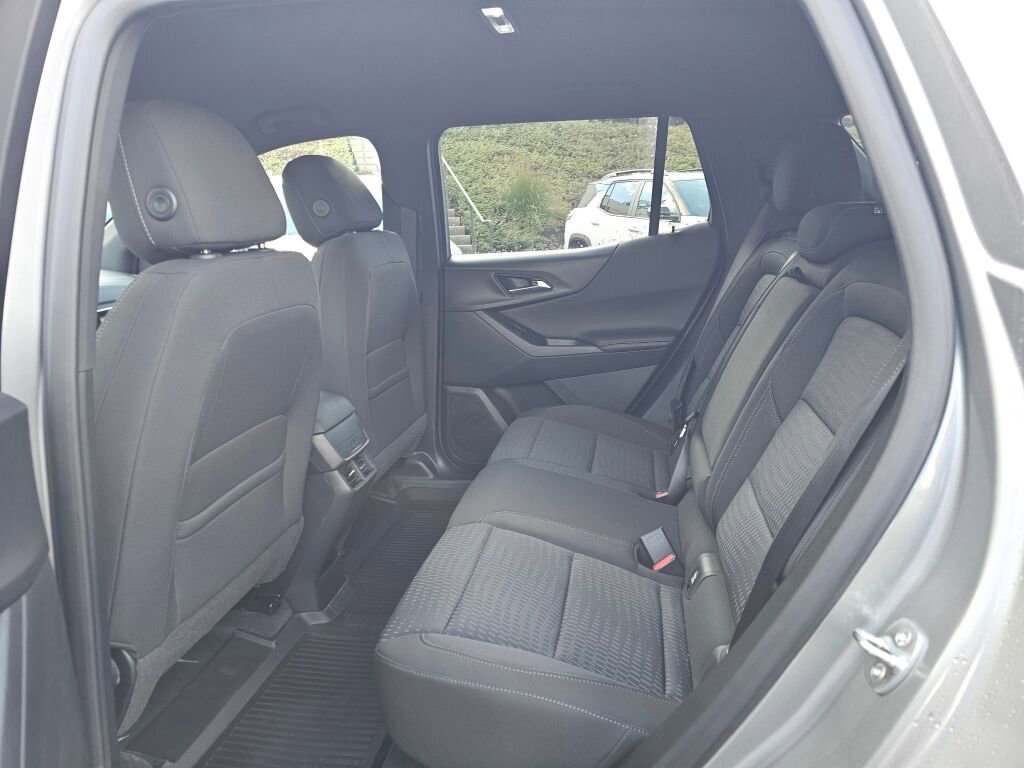 New 2026 Chevrolet Equinox LT w/ Safety and Technology Package image 22