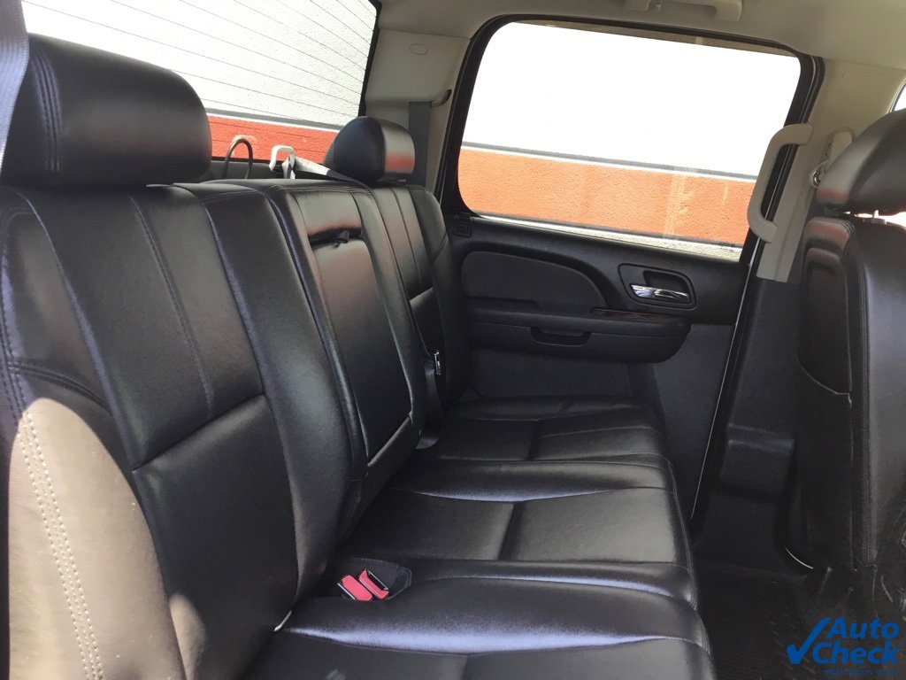 Used 2011 Chevrolet Silverado 3500 LTZ w/ Snow Plow Prep Package image 36