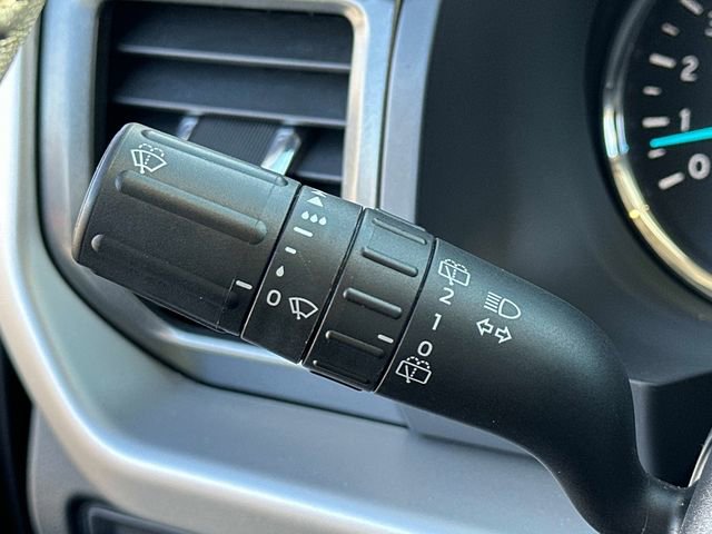 Used 2024 Ford Expedition XLT image 9