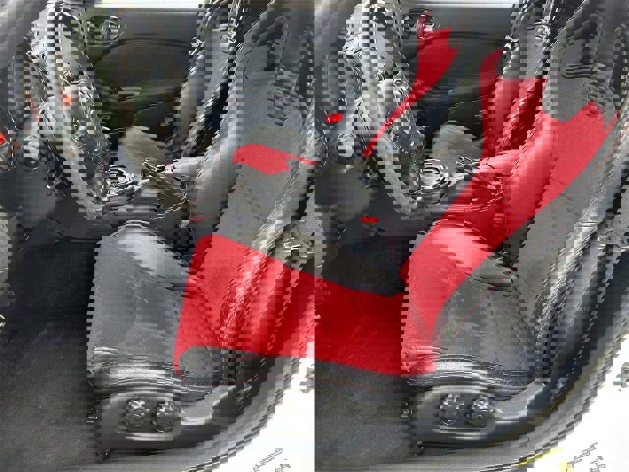 Used 2017 Nissan 370Z NISMO image 16