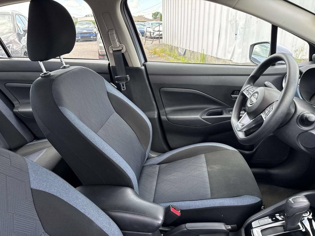 Used 2025 Nissan Versa SV w/ Trunk Package FWD image 12