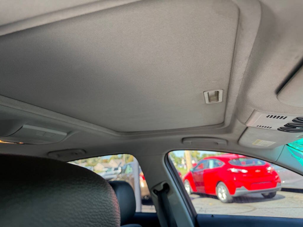 Used 2011 BMW 328i Sedan RWD image 17