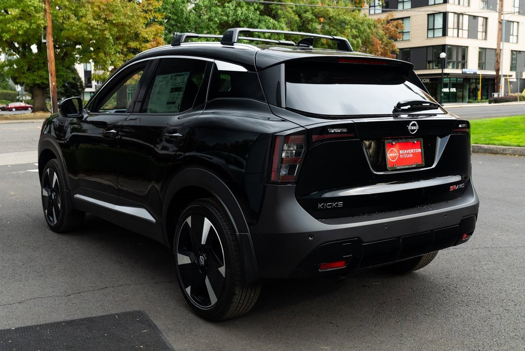 New 2026 Nissan Kicks SR w/ Cold Weather Package image 4