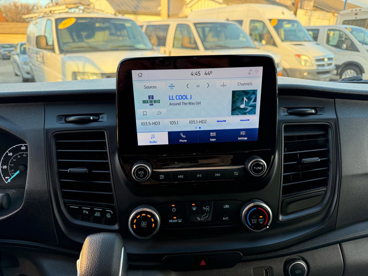 Used 2021 Ford Transit 350 XLT RWD image 10