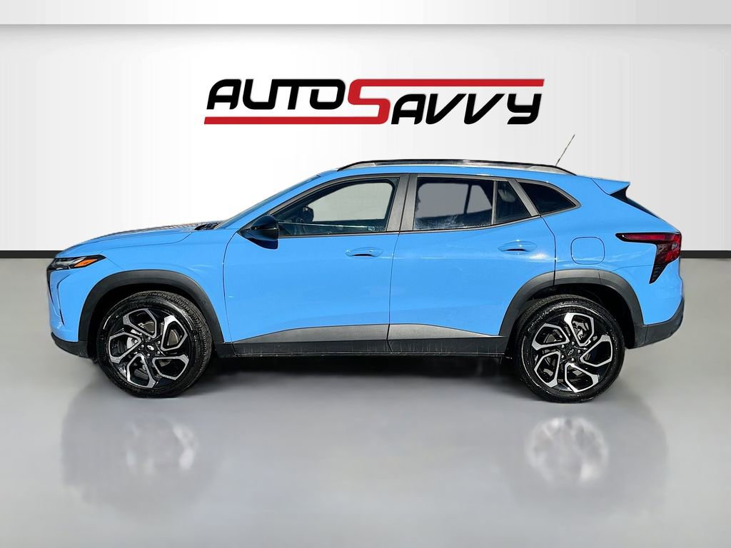 Used 2024 Chevrolet Trax RS w/ Sunroof Package FWD image 4