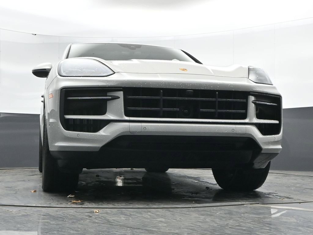 Used 2024 Porsche Cayenne S image 51