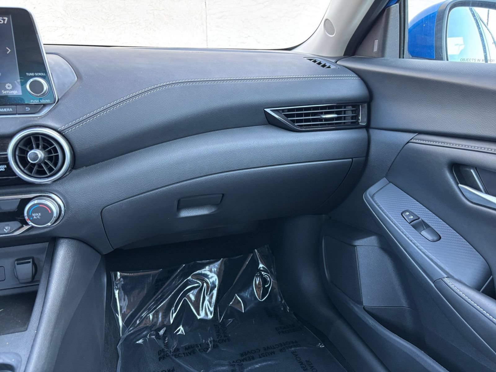 Used 2025 Nissan Sentra SV FWD image 28
