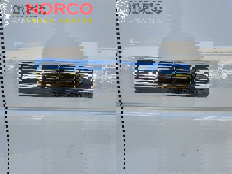 Used 2022 Ford E-350 and Econoline 350 Super Duty w/ Power Windows & Locks Group RWD image 17