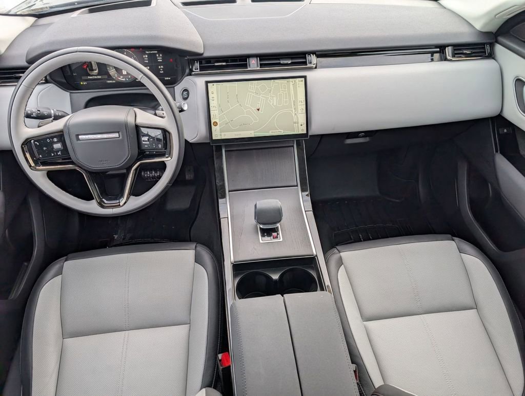 Used 2025 Land Rover Range Rover Velar S image 38