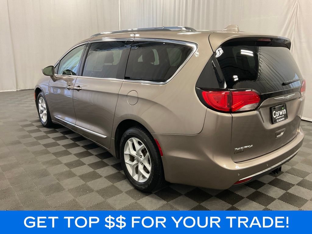 Used 2017 Chrysler Pacifica Touring-L Plus FWD video 3