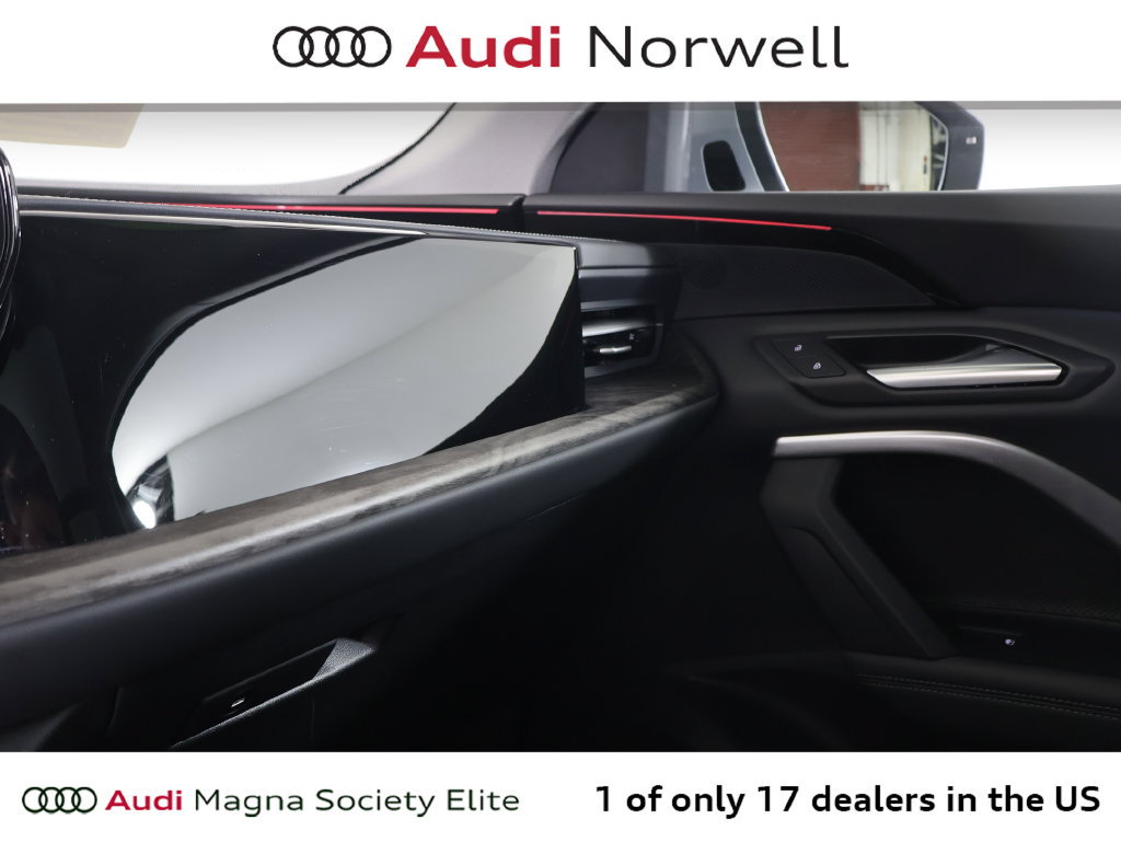 Used 2025 Audi Q5 Premium w/ Convenience Package AWD/4WD image 7