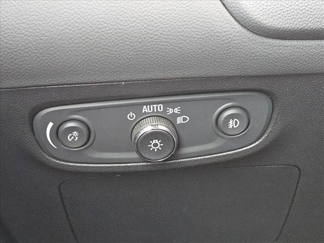 Used 2023 Buick Encore GX Select w/ Sport Touring Package FWD image 12