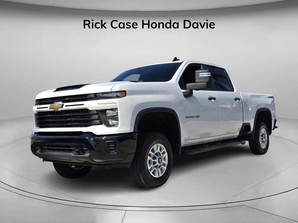 Used 2024 Chevrolet Silverado 2500 Custom w/ Custom Value Package image 8