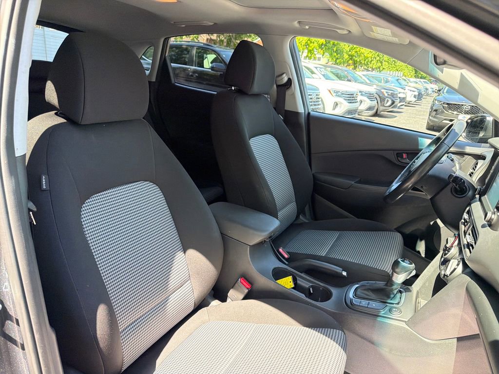 Used 2020 Hyundai Kona SEL Plus AWD/4WD image 49