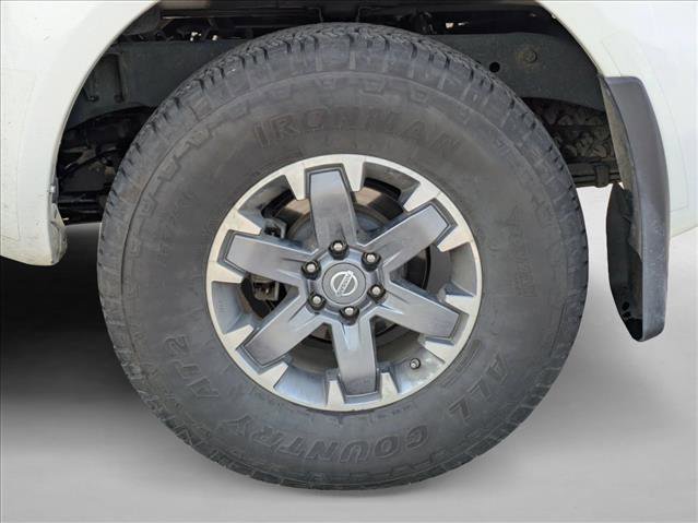 Used 2014 Nissan Frontier PRO-4X w/ Pro-4x Luxury Package image 9