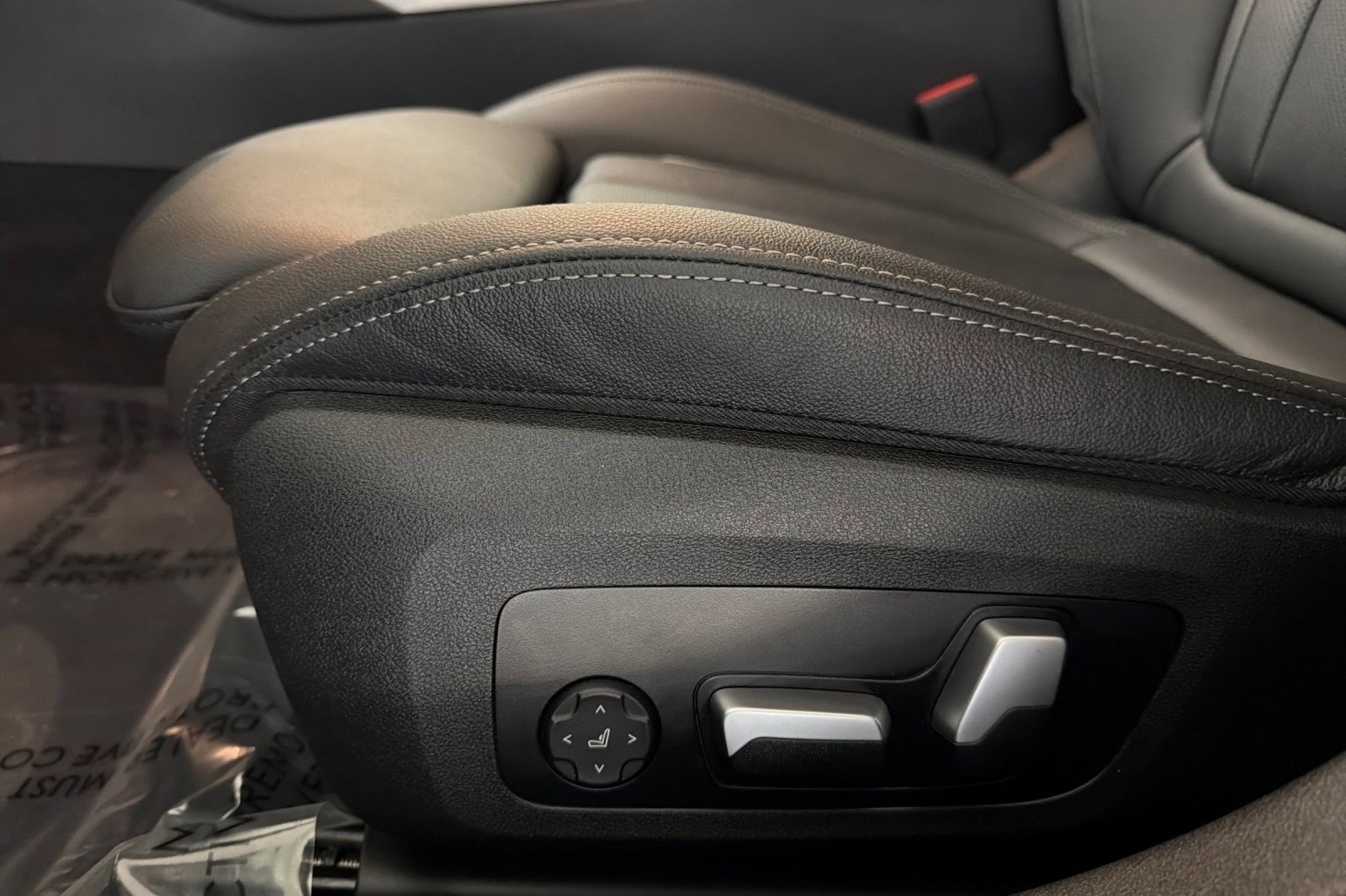 Used 2023 BMW i4 eDrive35 image 15