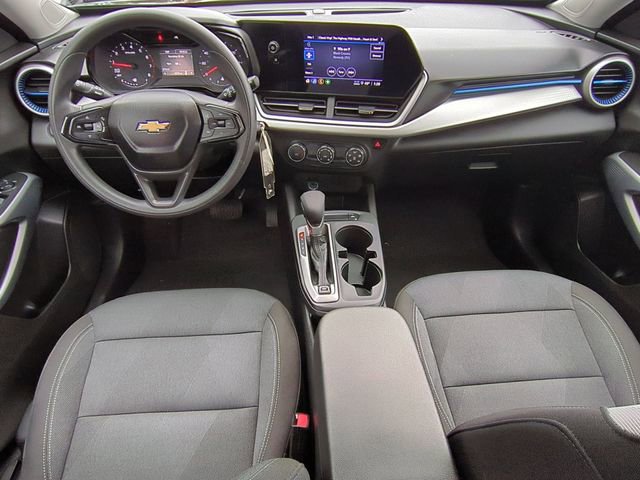 Certified 2024 Chevrolet Trax LS FWD image 18