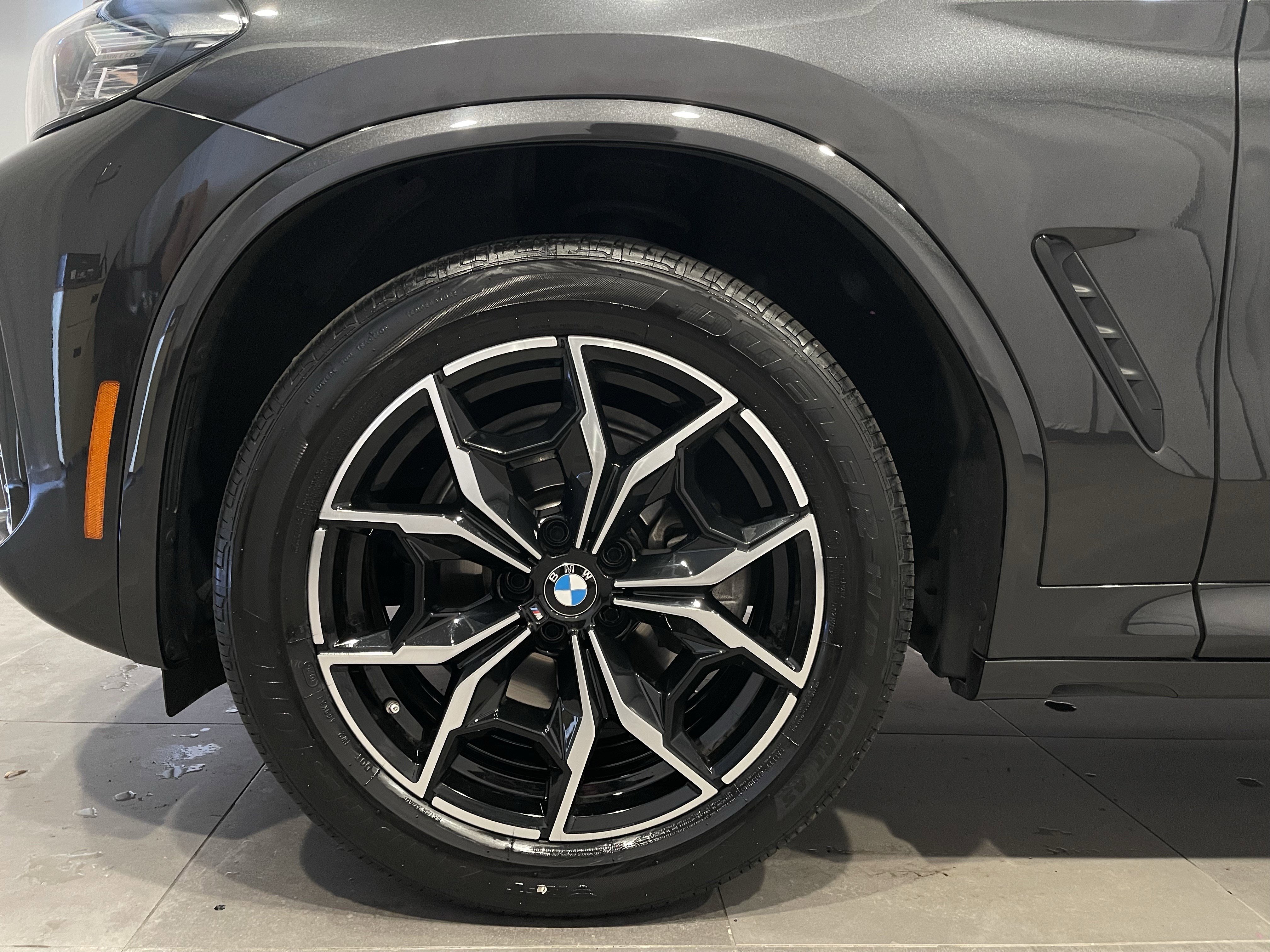 Certified 2024 BMW X3 xDrive30i w/ Premium Package image 7