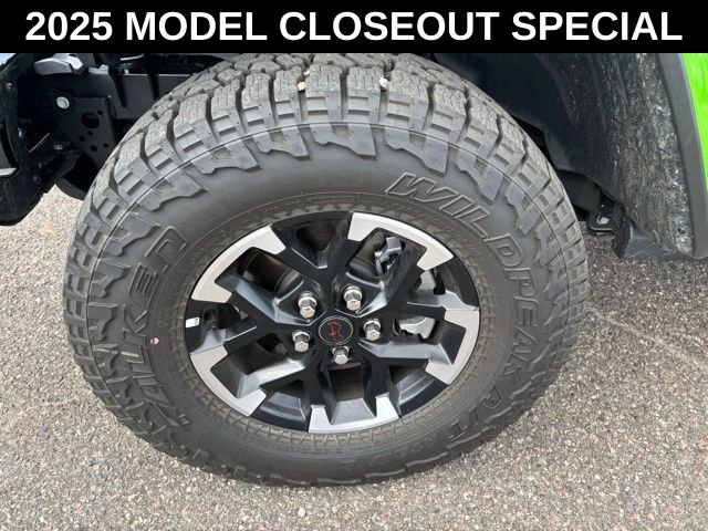New 2025 Jeep Gladiator Rubicon AWD/4WD image 9