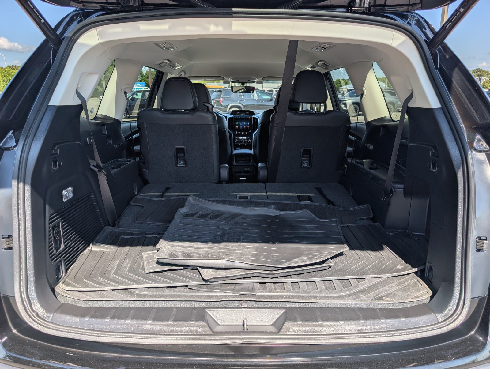 Used 2022 Subaru Ascent Limited AWD/4WD image 23