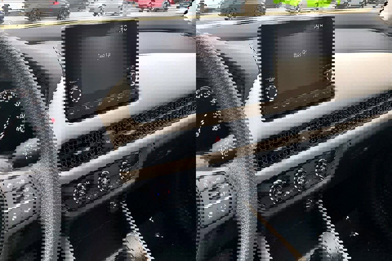 Used 2025 Honda HR-V LX image 6