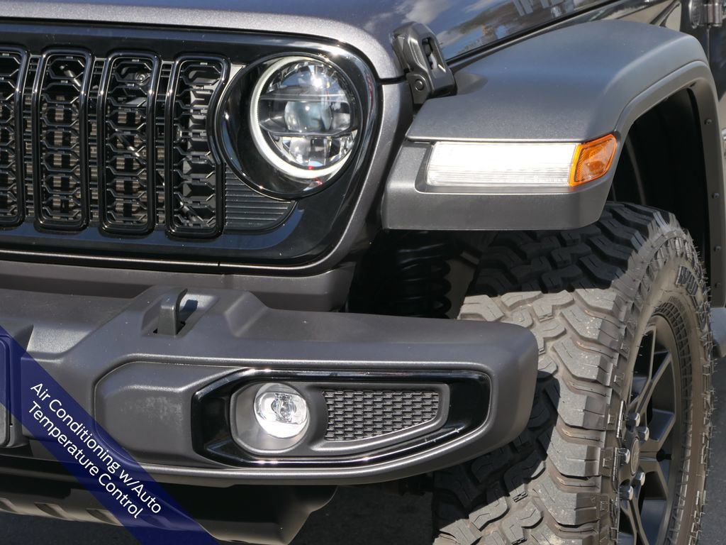 Used 2024 Jeep Wrangler Unlimited Sport AWD/4WD image 9