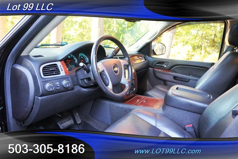 Used 2012 Chevrolet Avalanche LTZ AWD/4WD image 12