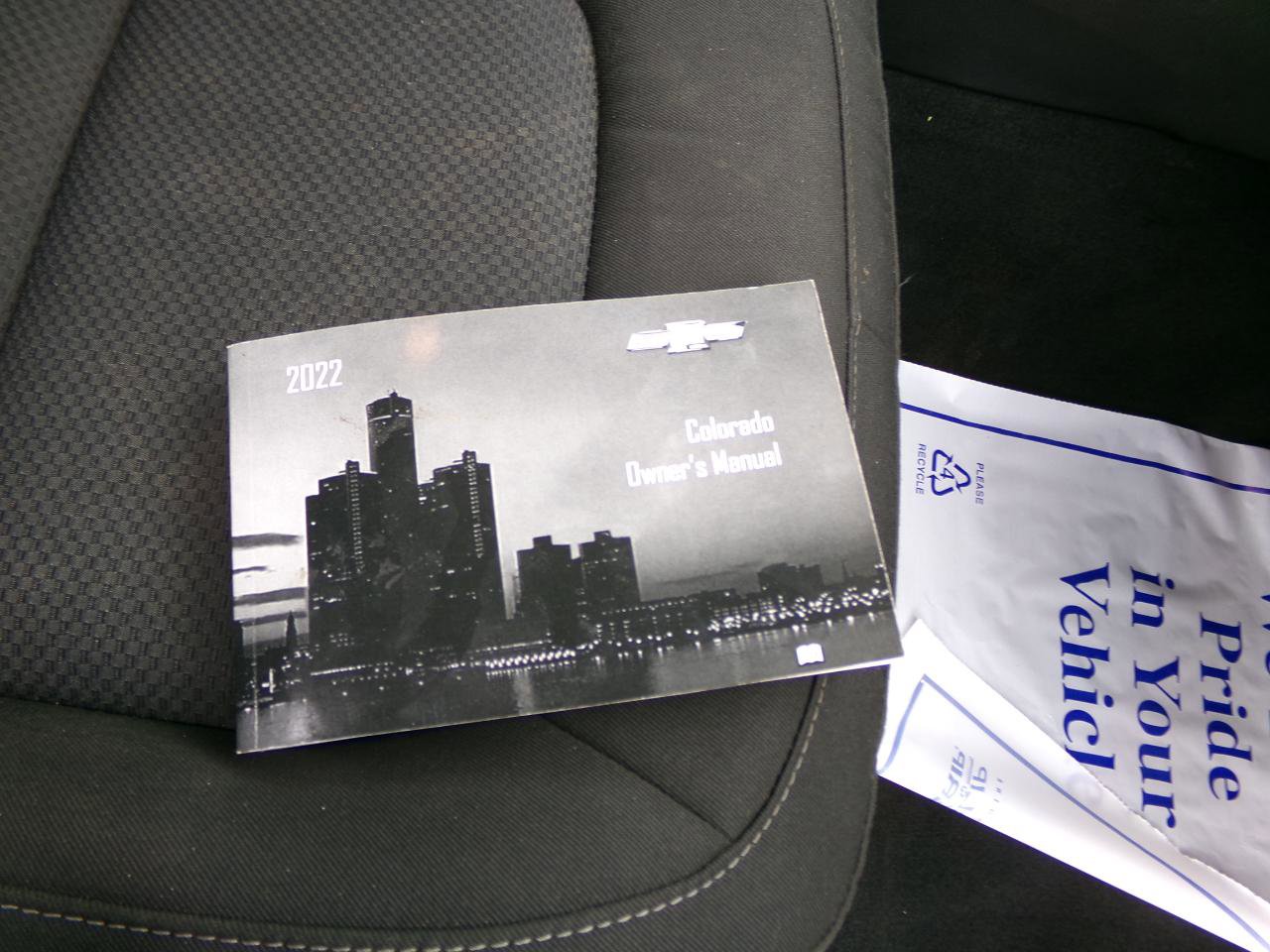 Used 2022 Chevrolet Colorado LT image 22