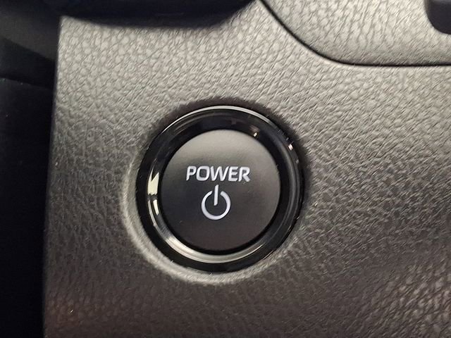 Certified 2025 Toyota Camry SE FWD image 31