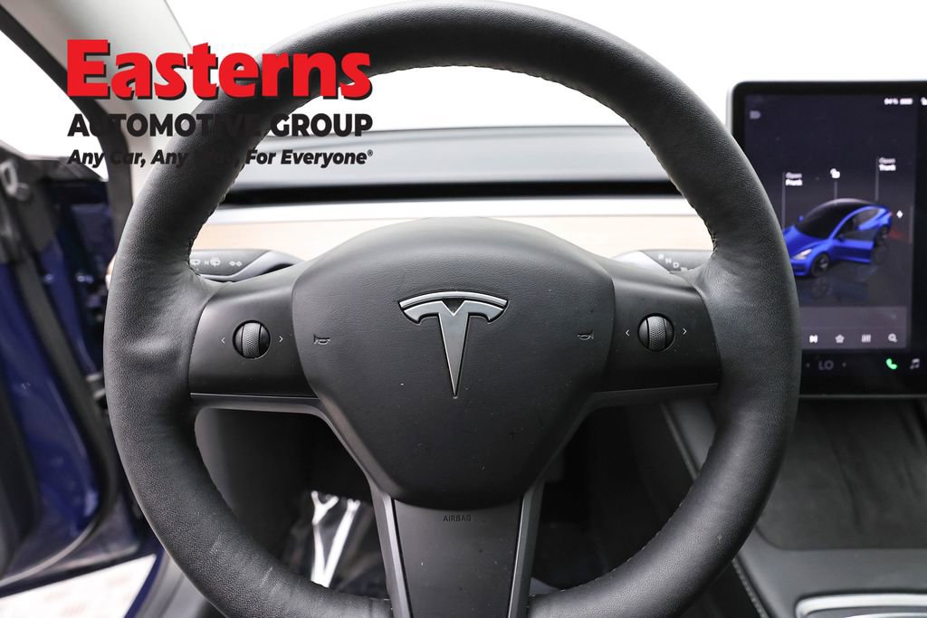 Used 2023 Tesla Model 3 Standard Range image 10