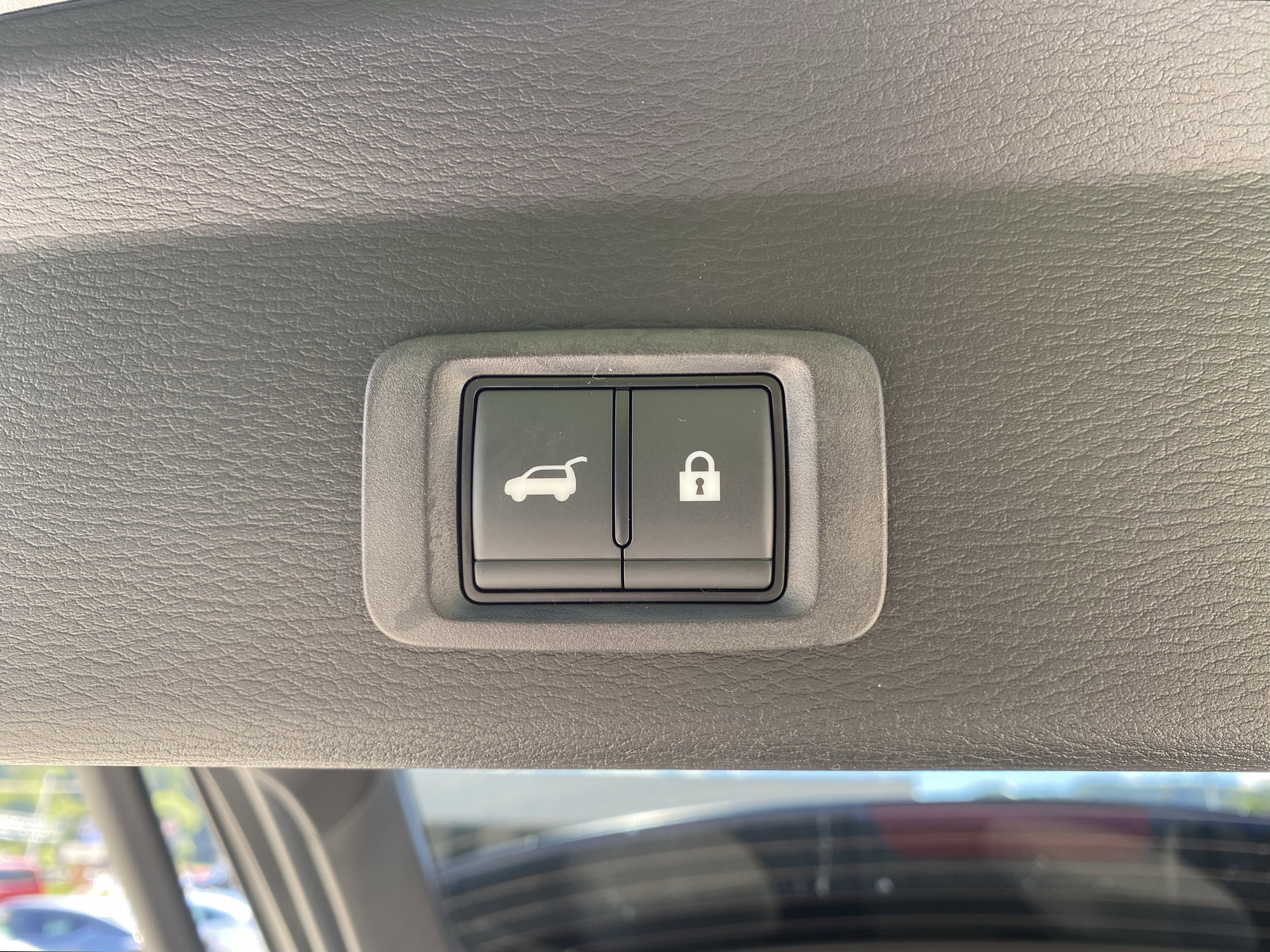 New 2025 Mitsubishi Outlander SEL image 31