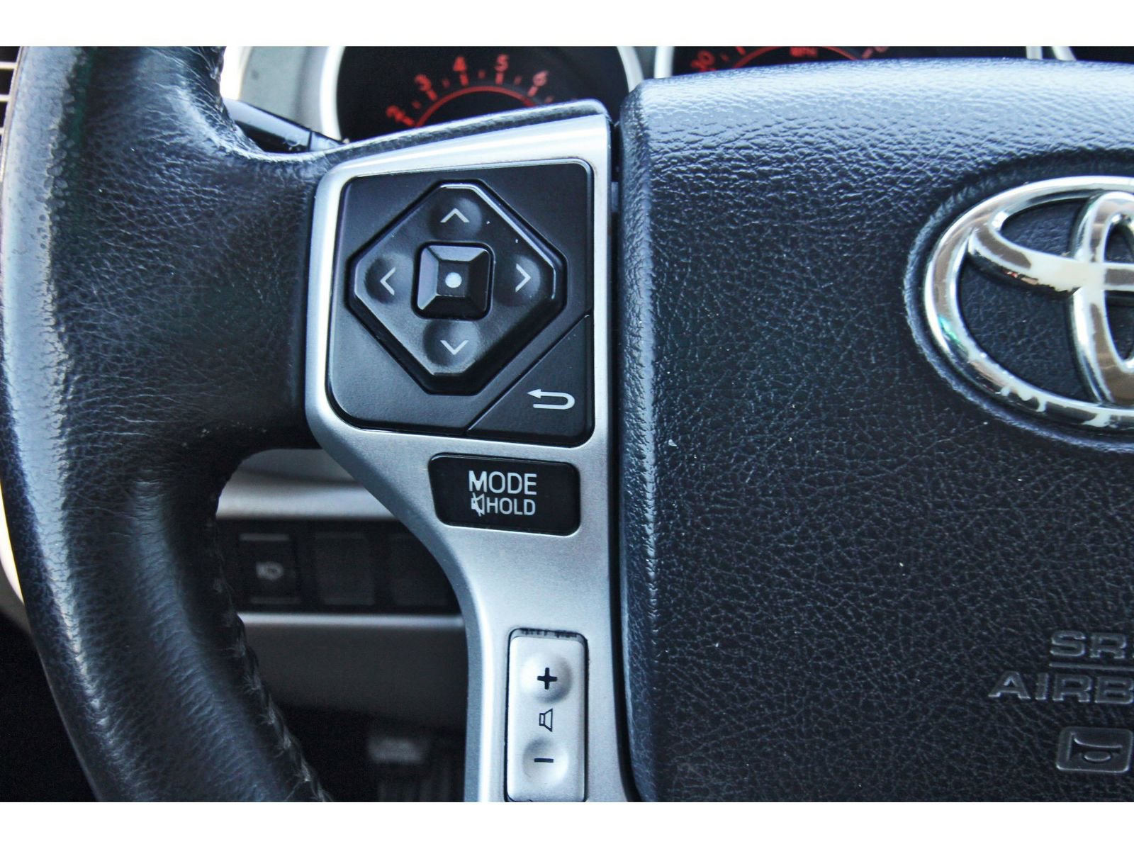 Used 2014 Toyota Sequoia SR5 image 18