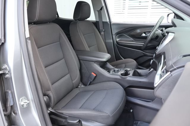 Used 2023 GMC Terrain SLE FWD image 22
