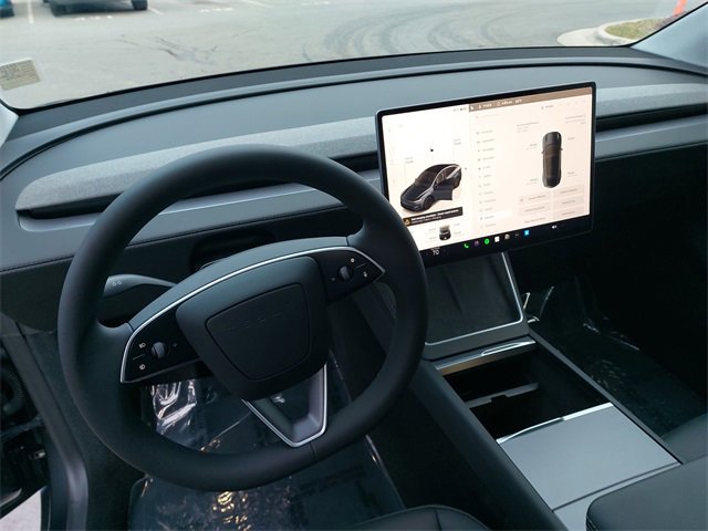 Used 2026 Tesla Model Y Long Range image 16