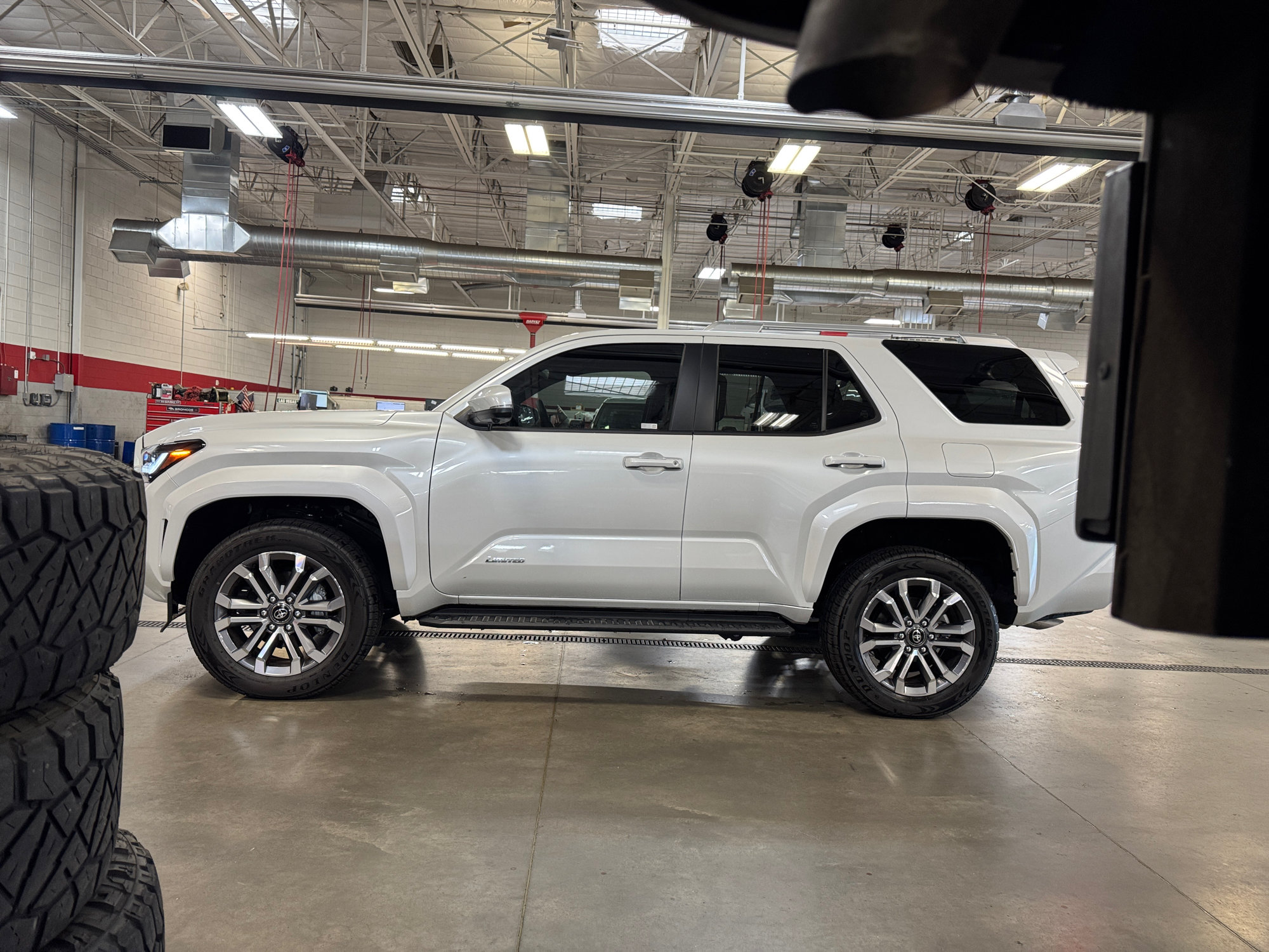 Certified 2026 Toyota 4Runner Limited AWD/4WD image 2