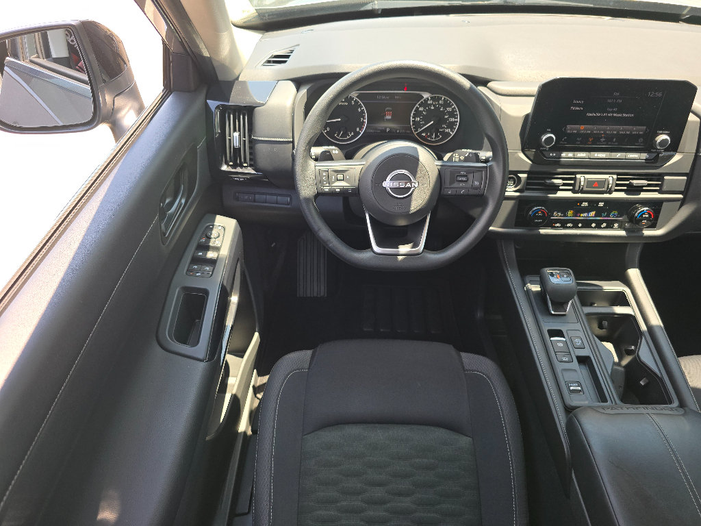 Used 2023 Nissan Pathfinder S FWD image 20