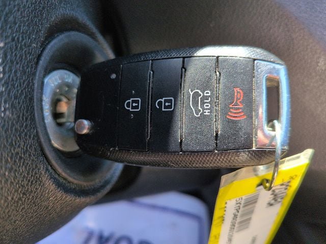 Used 2016 Kia Sorento L FWD image 20