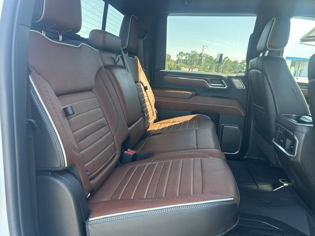 Used 2024 GMC Sierra 2500 Denali Ultimate AWD/4WD image 15