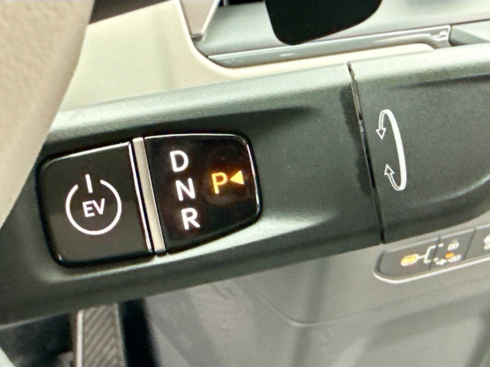 New 2026 Kia EV9 Wind image 11