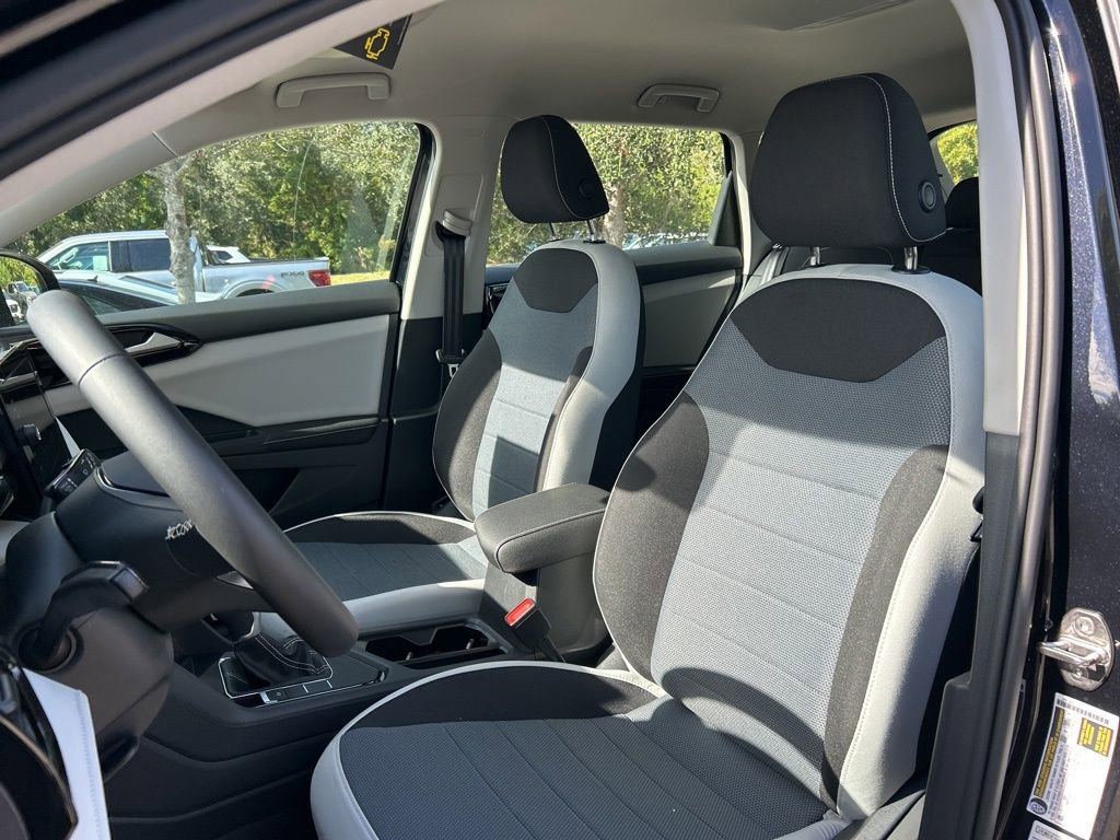 New 2026 Volkswagen Taos S image 19