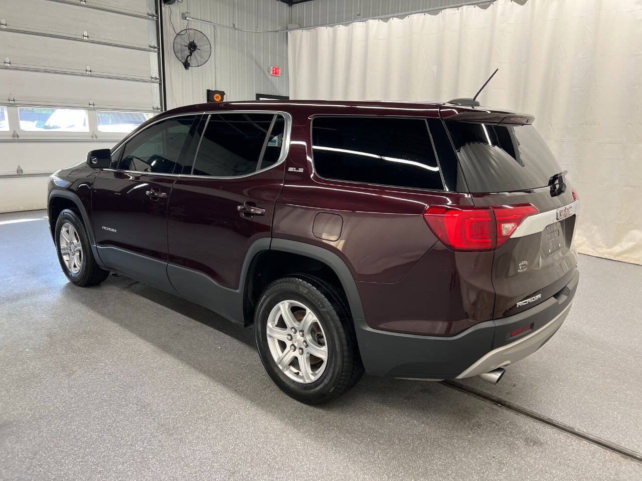 Used 2018 GMC Acadia SLE w/ LPO, Floor Liner Package AWD/4WD image 6