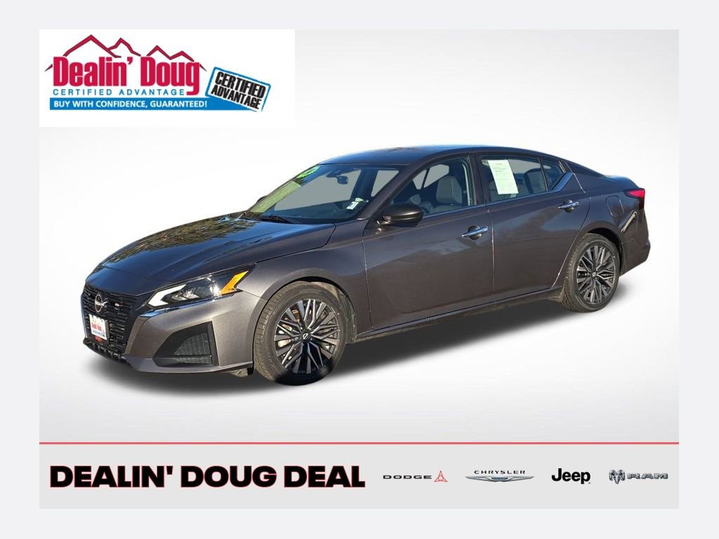 Used 2024 Nissan Altima 2.5 SV image 1