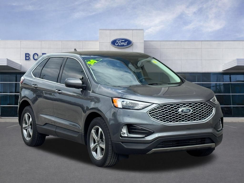 Used 2024 Ford Edge SEL w/ Convenience Package AWD/4WD image 2