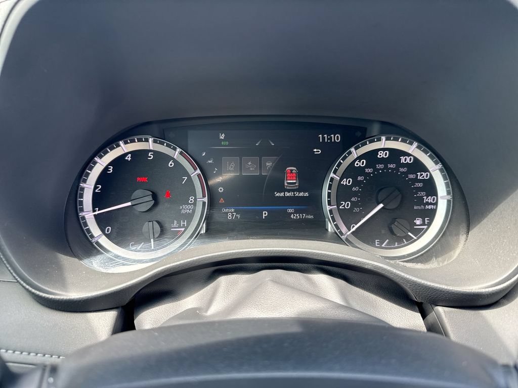 Used 2023 Toyota Highlander L FWD image 15