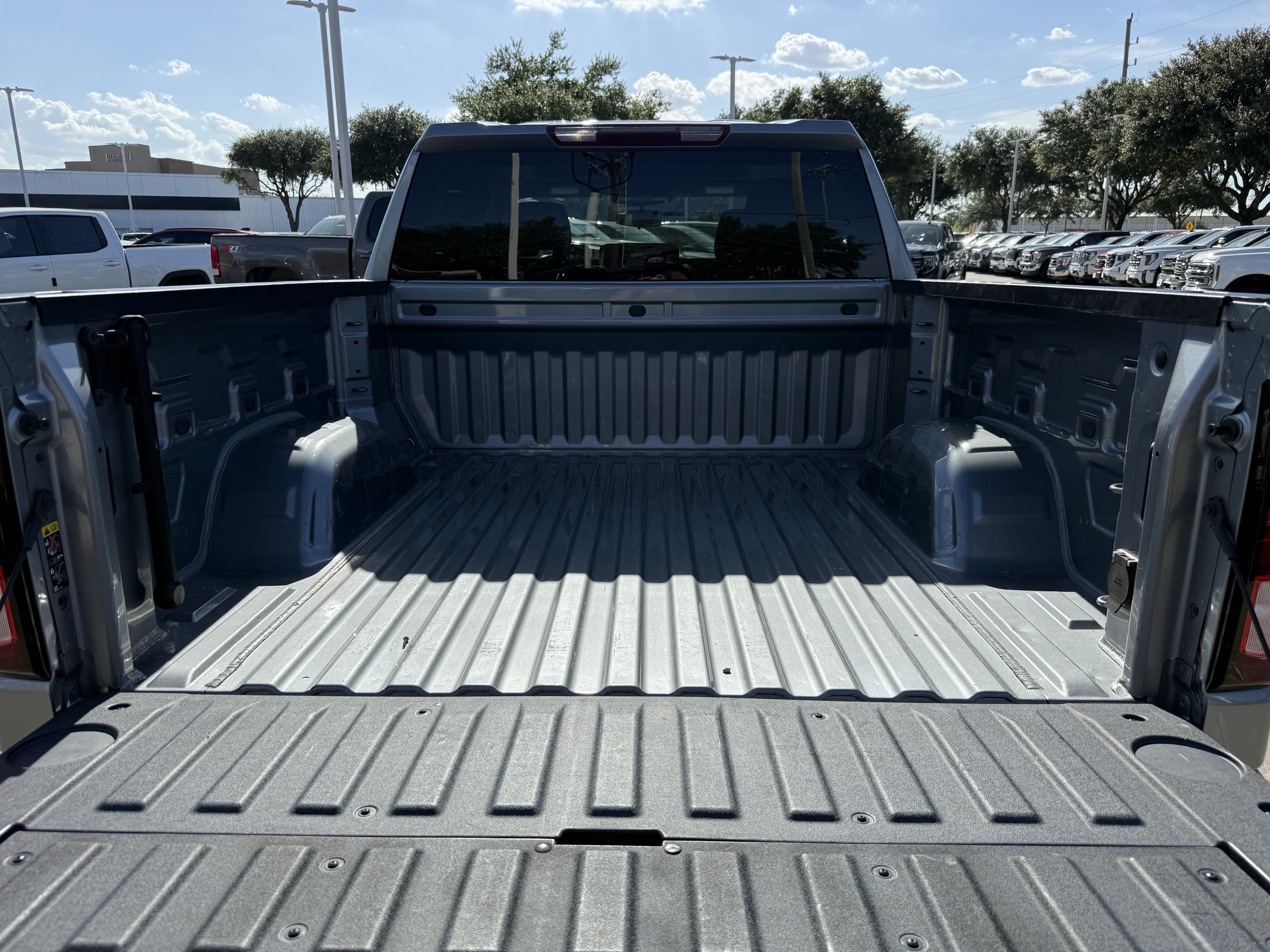 Used 2024 GMC Sierra 1500 Elevation w/ X31 Off-Road Package AWD/4WD image 30