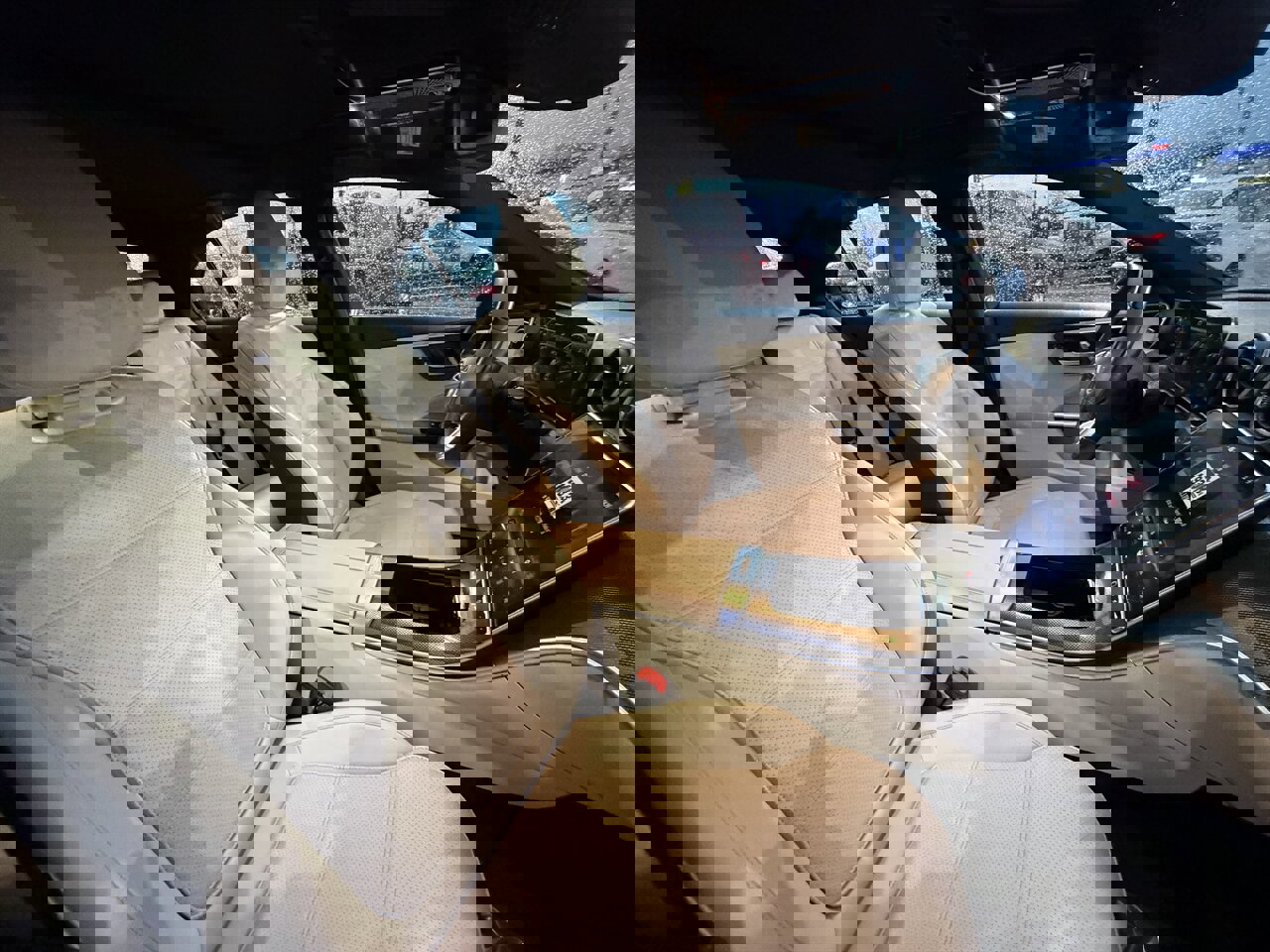 Used 2022 Mercedes-Benz C 300 Sedan image 16