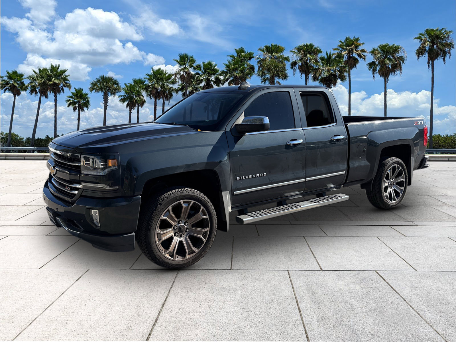 Used 2018 Chevrolet Silverado 1500 LTZ Z71 w/ LTZ Plus Package image 4
